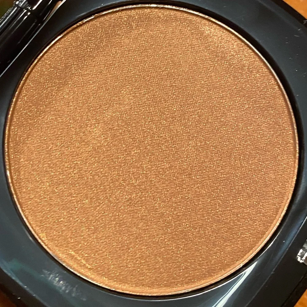 Marc Jacobs Accomplice Powder with Brush Starlet